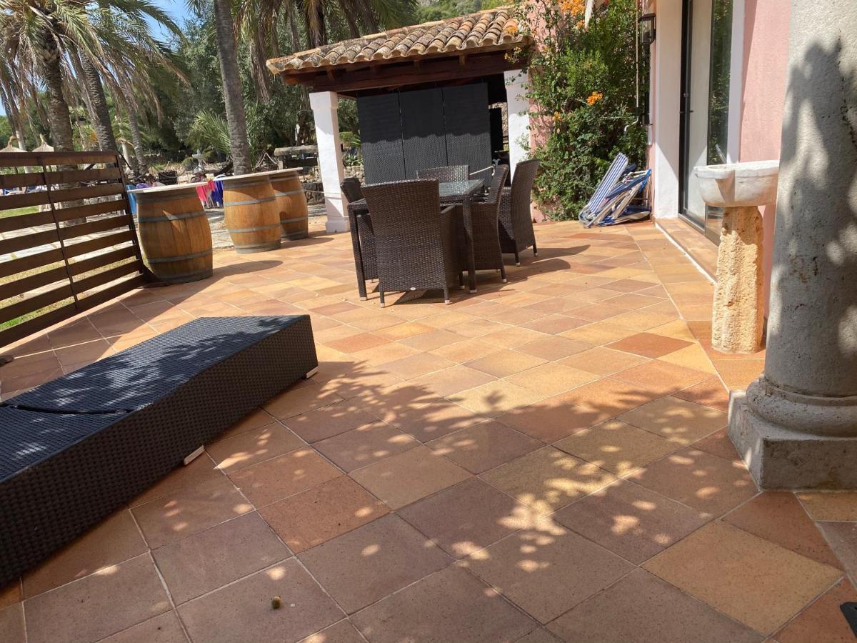Puerto De Pollensa Villas And Apartments, With Private Mountain Ideal For Runners, Trailers,Near Puerto Pollensa Beach Approximately 5 Minutes Walking, Unique Experience In A Ullal Old Typical Mallorca House With Private Mountain And Near To The Beac Dış mekan fotoğraf